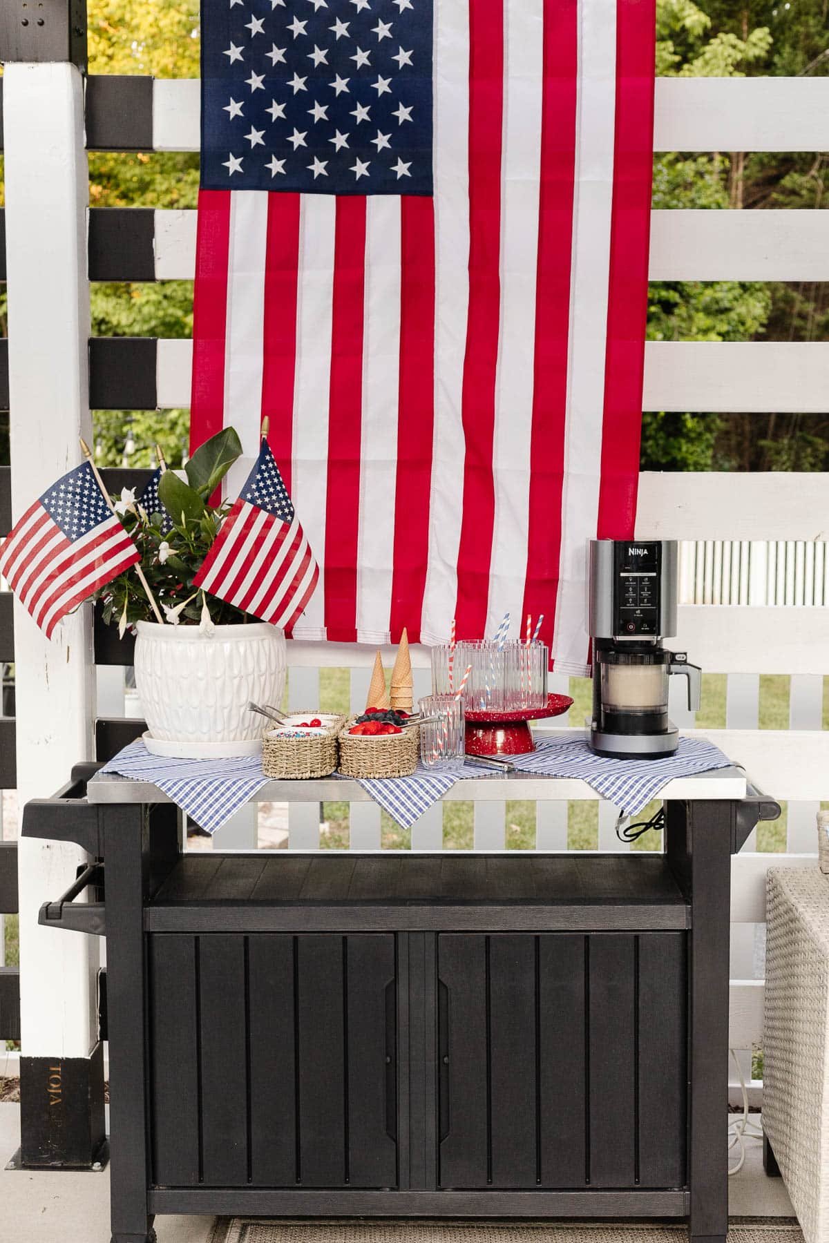 easy 4th of July decor on an ice cream sundae bar