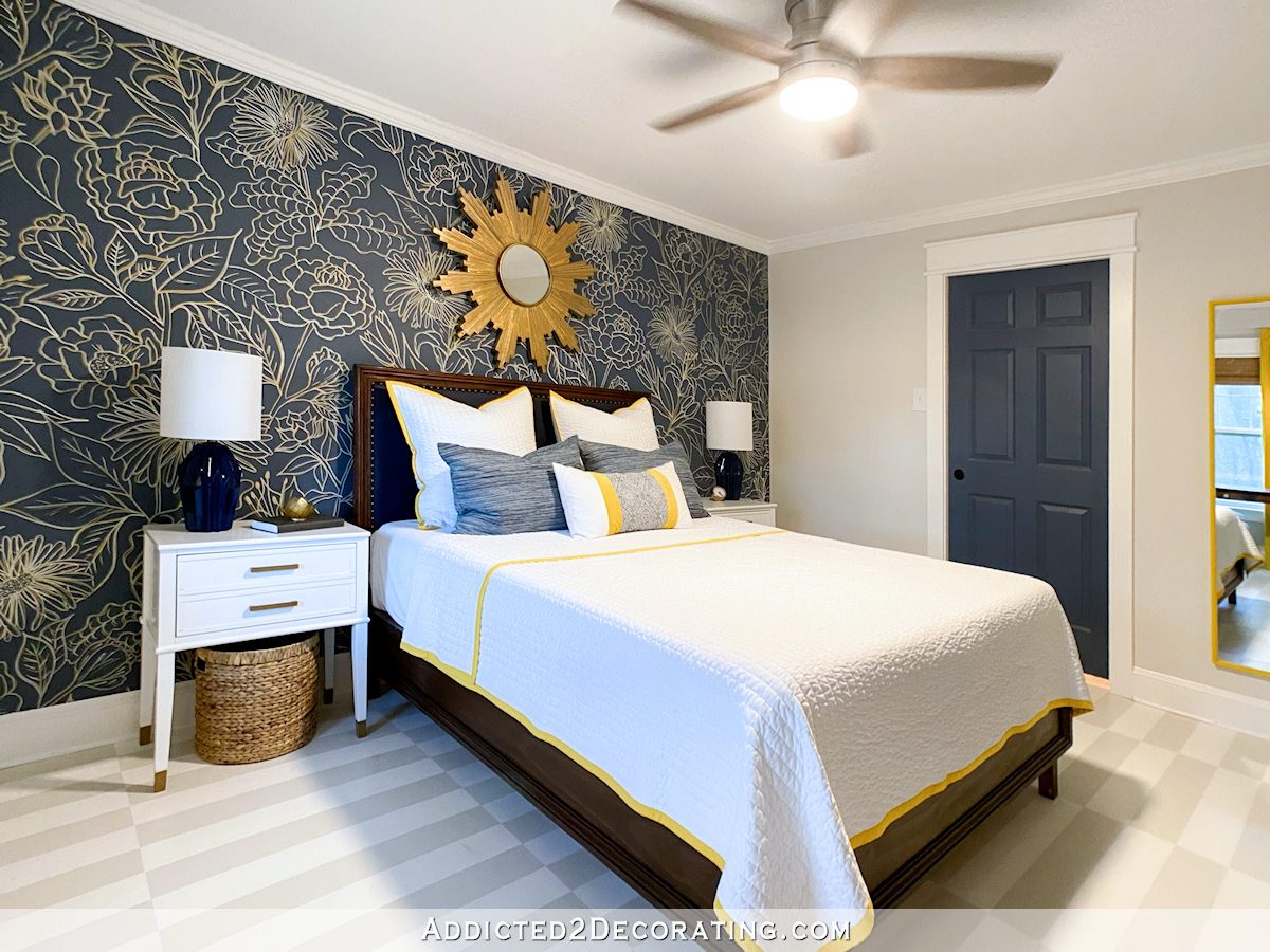 guest bedroom - finished - bed and entry wall horizontal