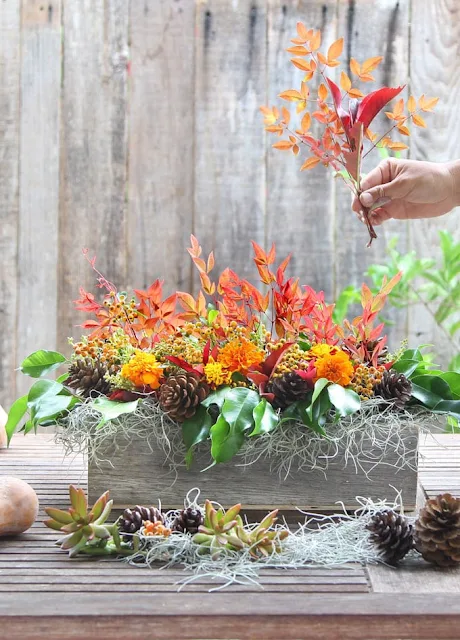 easy fall floral centerpiece