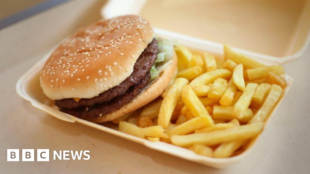 TV junk food ads to be banned before 9pm from next year