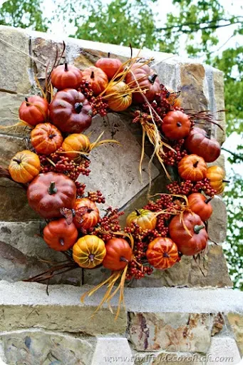 DIY colorful pumpkin wreath