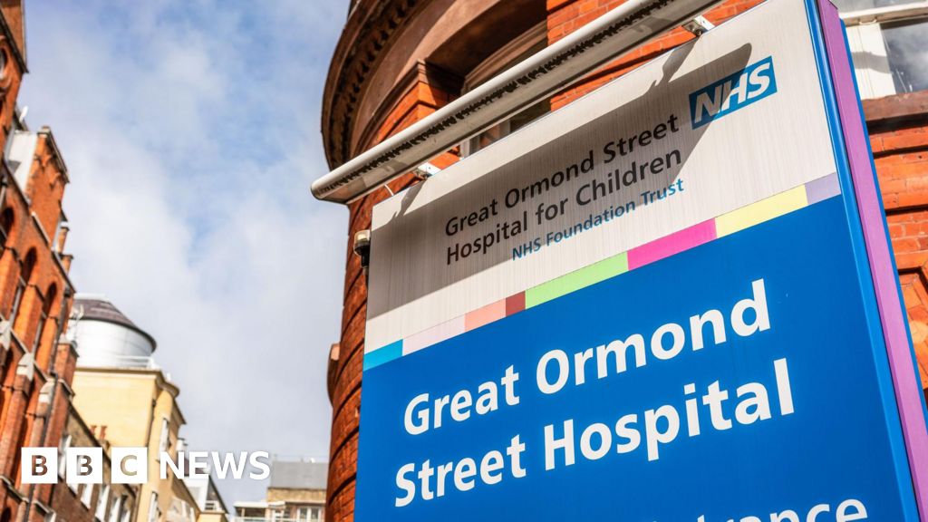 Five hospitals linked to disgraced Great Ormond Street surgeon