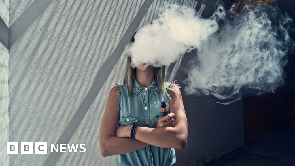 Sharp rise in vaping among young adults who never regularly smoked