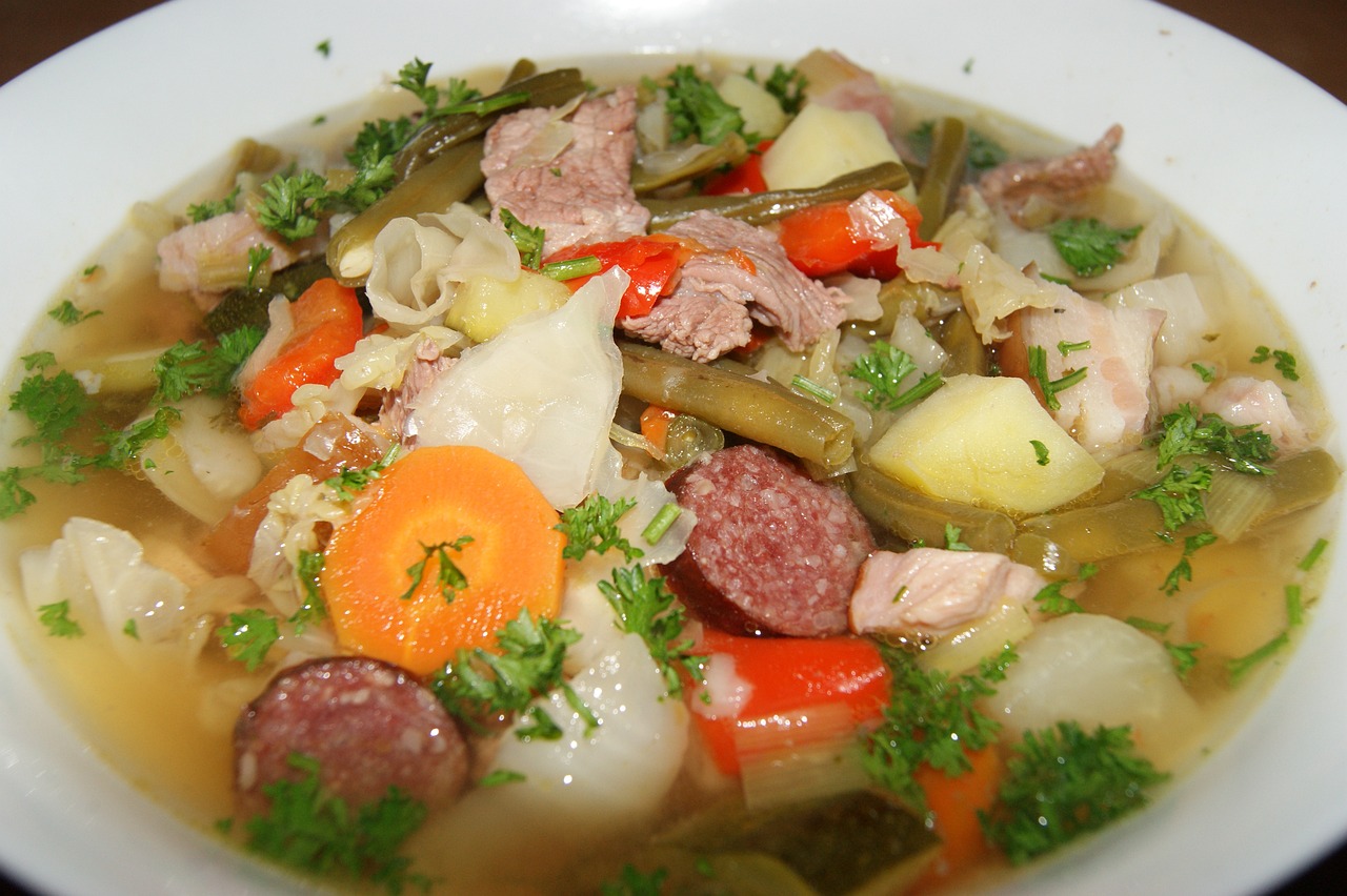 meal, pichlsteiner, soup-72478.jpg