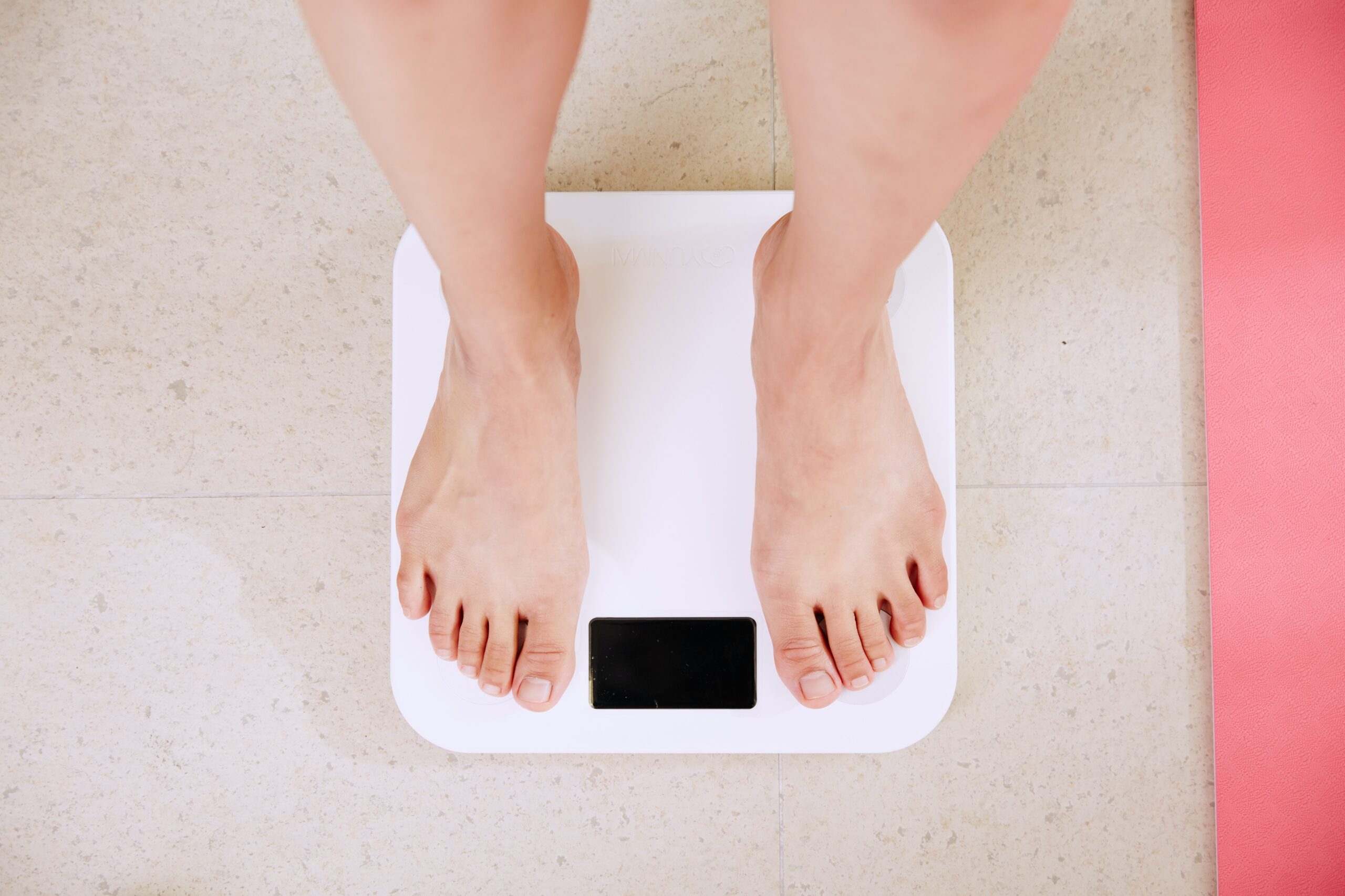 What Makes Losing Weight Difficult? A Comprehensive Look for Those Struggling to Shed Pounds