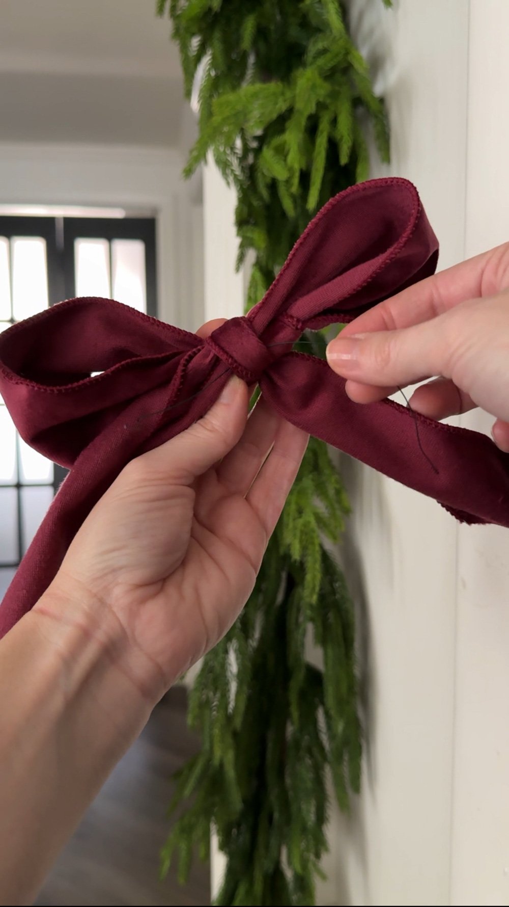 how to put ribbon on garland