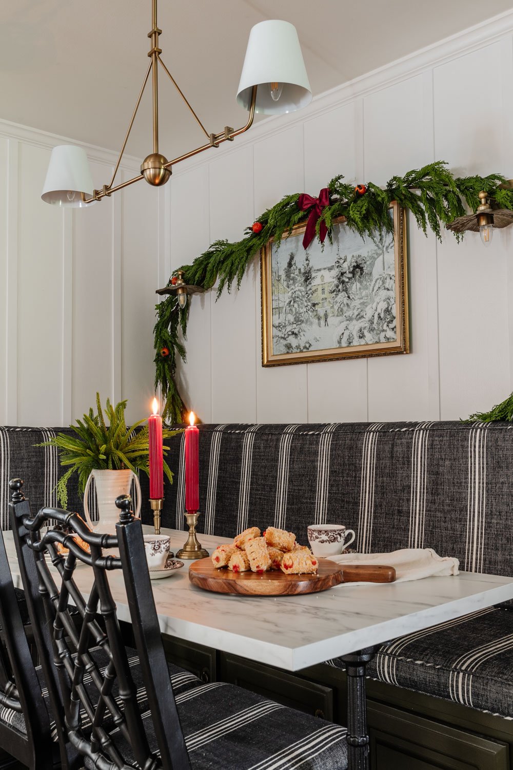 dining table Christmas decor